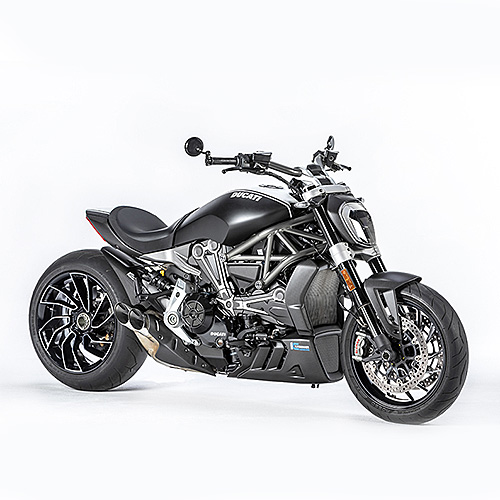 Ducati_XDiavel_18_carbon_1vk.jpg